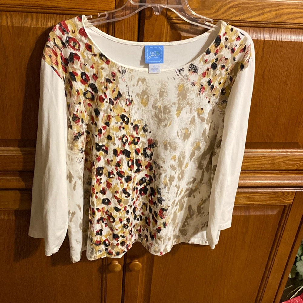 Lara Lane Blouse. Good condition.